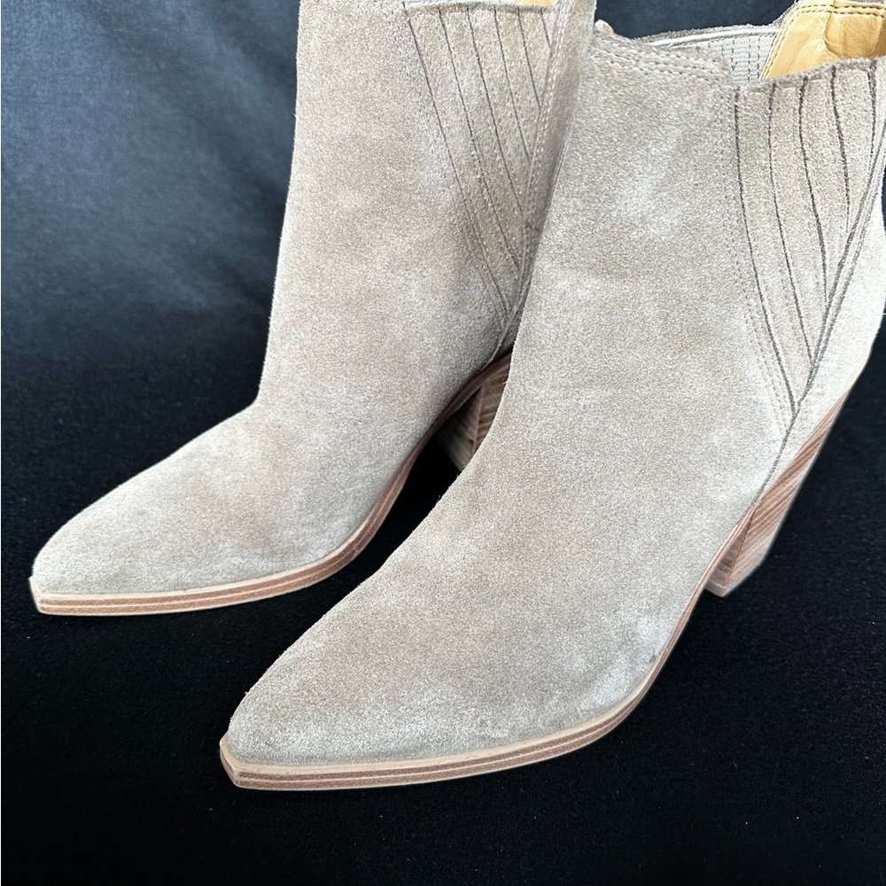 Marc fisher Ltd suede booties, size 8.5